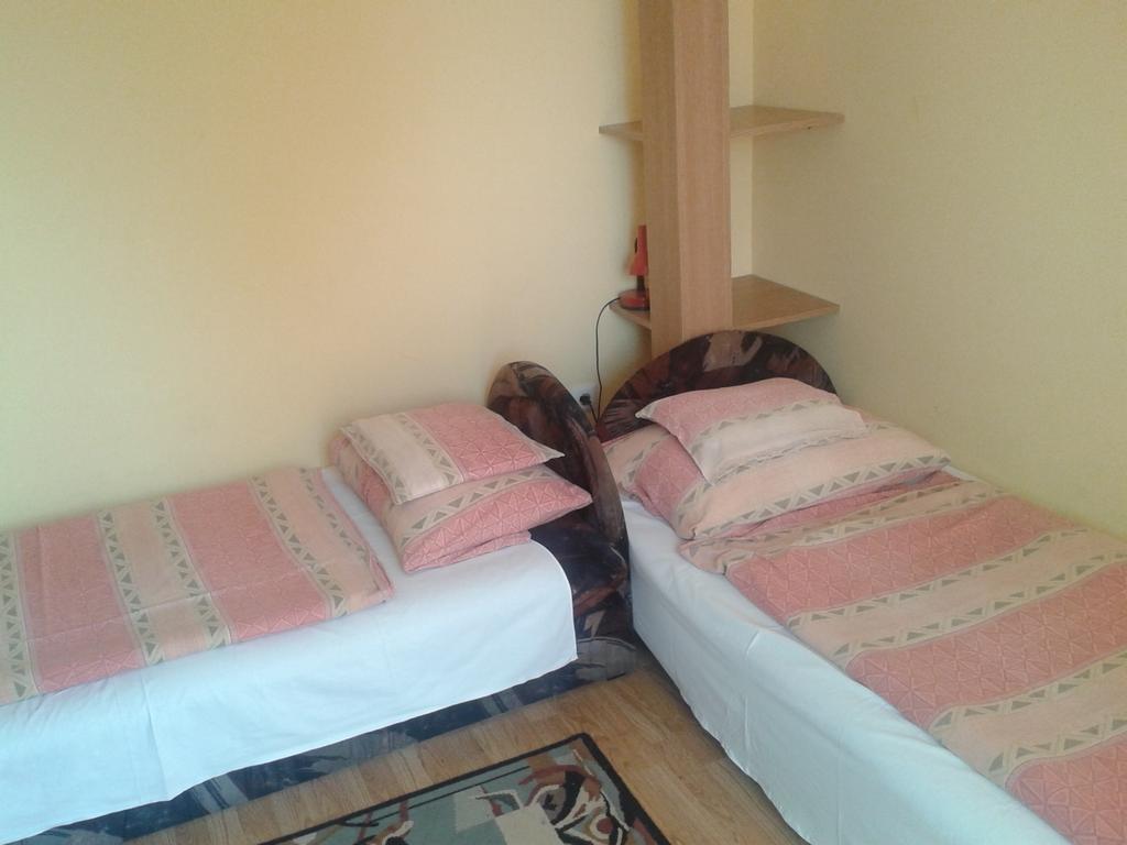 Deak Vendeghaz Apartman Hotel Hajdúszoboszló Zewnętrze zdjęcie