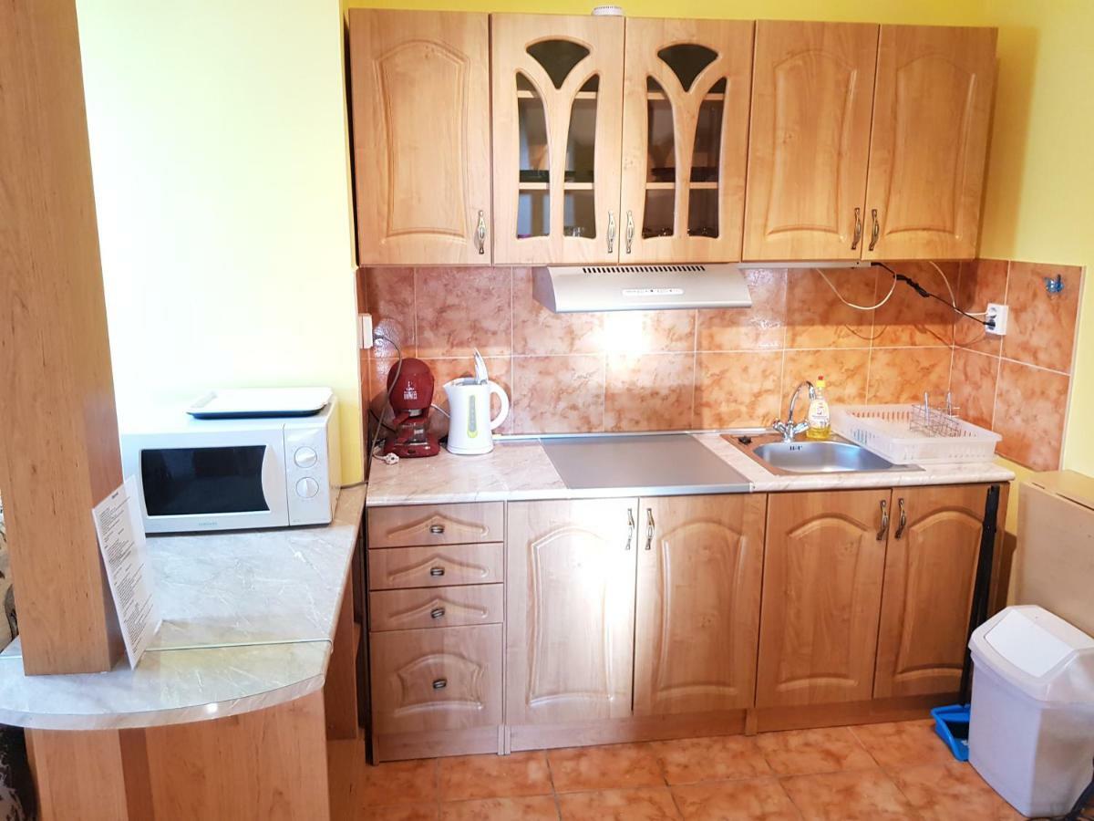 Deak Vendeghaz Apartman Hotel Hajdúszoboszló Zewnętrze zdjęcie